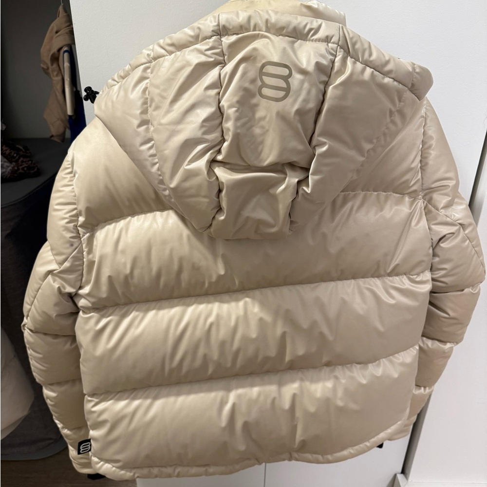 Super Puff Shorty Jacket, Liquid Shine Matte Pearl - Picture 5 of 8